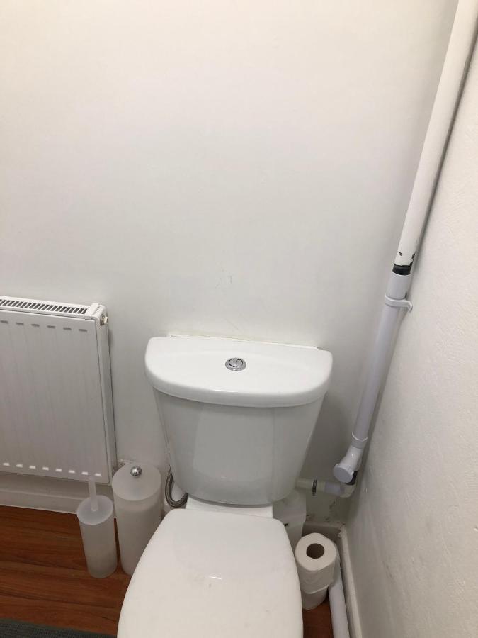 Wellington Tavern Accommodation Dewsbury Esterno foto